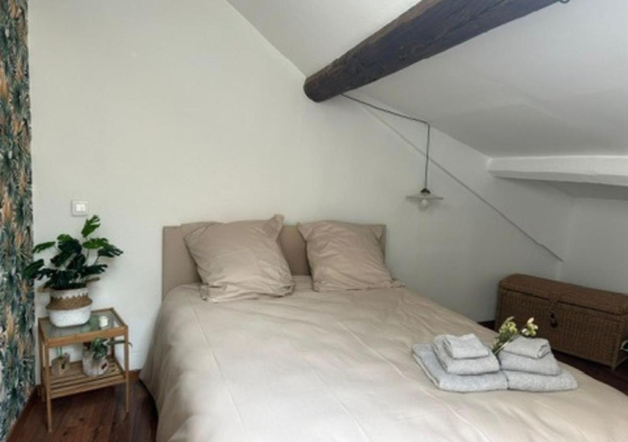 Le Fleuri - Reims - Wifi Gratuit - Quartier Calme Apartment ภายนอก รูปภาพ