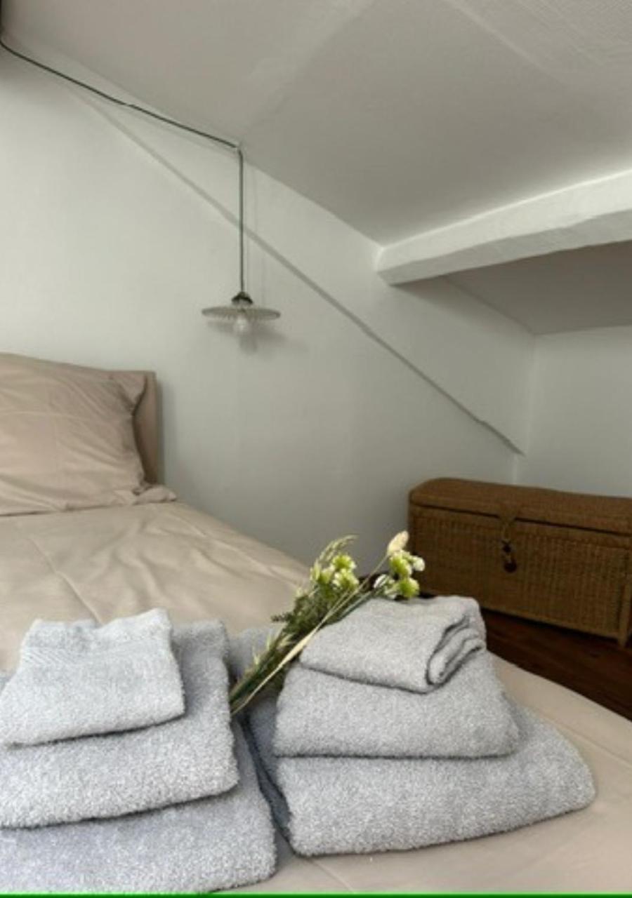 Le Fleuri - Reims - Wifi Gratuit - Quartier Calme Apartment ภายนอก รูปภาพ